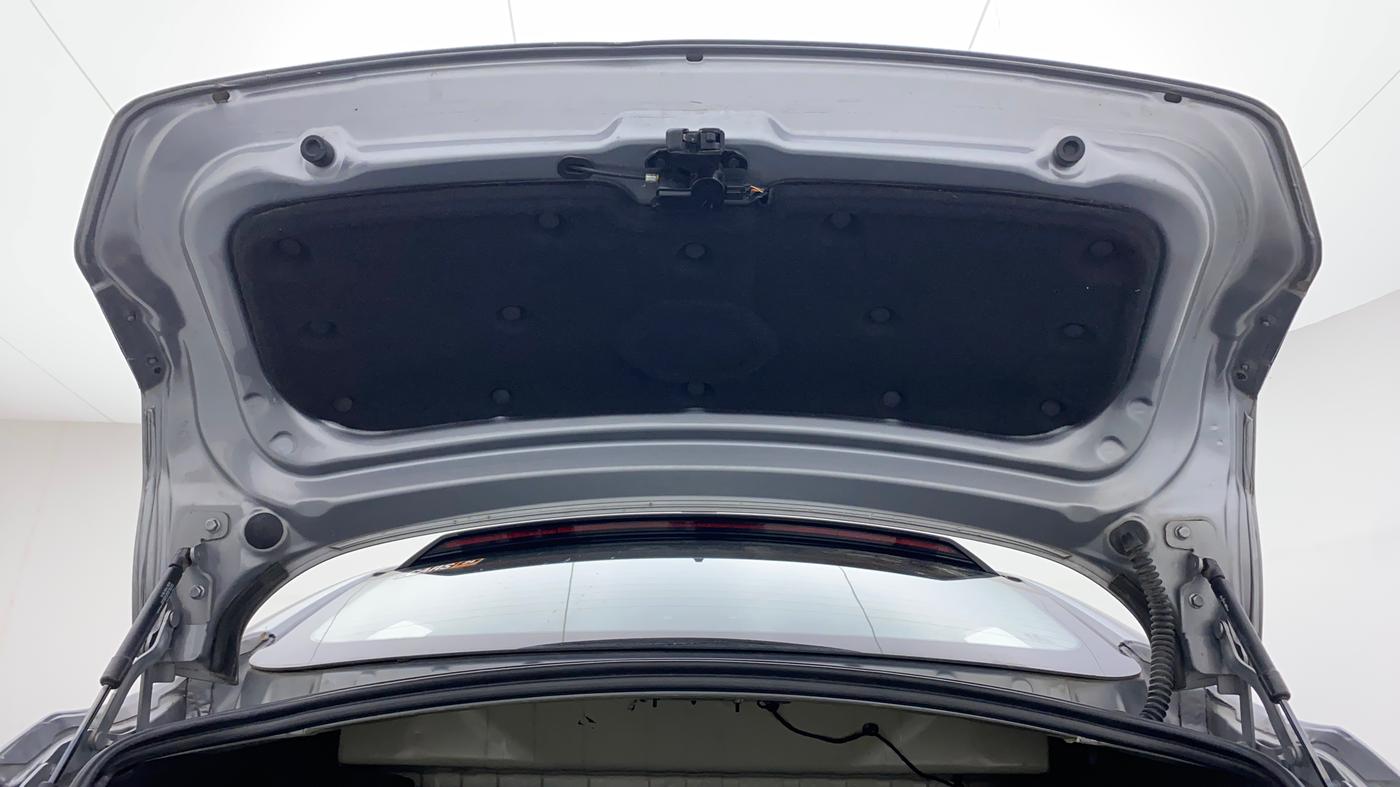 2018 Tata TIGOR XZ (O) PETROL, Petrol, Manual, 77,786 km, Boot Door Open