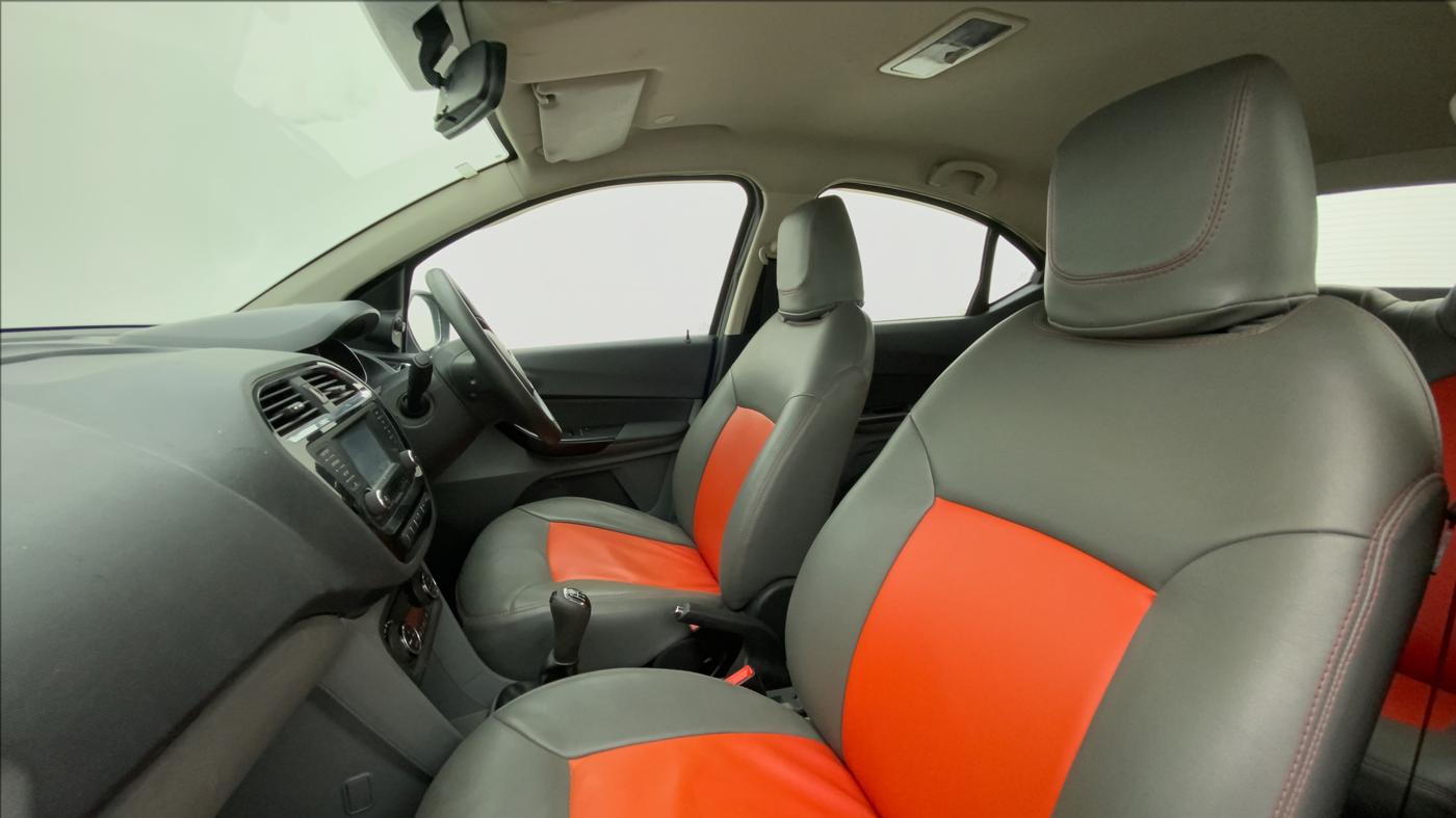 2018 Tata TIGOR XZ (O) PETROL, Petrol, Manual, 77,786 km, Right Side Front Door Cabin