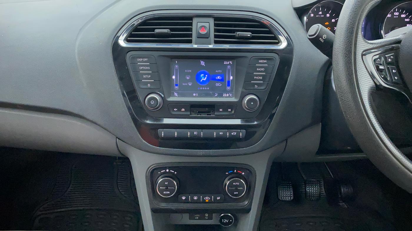 2018 Tata TIGOR XZ (O) PETROL, Petrol, Manual, 77,786 km, Air Conditioner