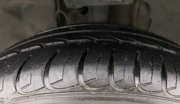 2018 Tata TIGOR XZ (O) PETROL, Petrol, Manual, 77,786 km, Left Front Tyre Tread