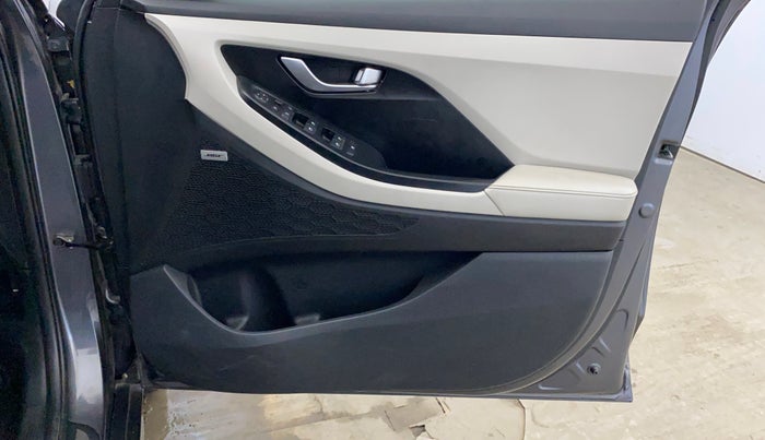 2020 Hyundai Creta SX (O) IVT 1.5 PETROL, Petrol, Automatic, 63,369 km, Driver Side Door Panels Control
