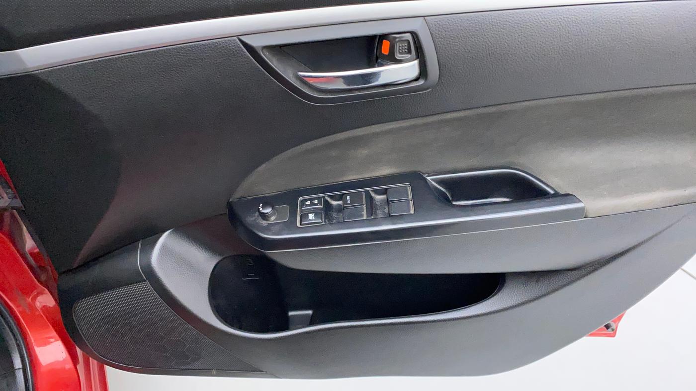 2012 Maruti Swift VXI, Petrol, Manual, 41,110 km, Driver Side Door Panels Control