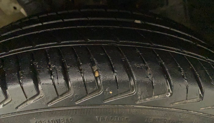 2021 Maruti New Wagon-R LXI CNG (O) 1.0, CNG, Manual, 36,188 km, Left Front Tyre Tread