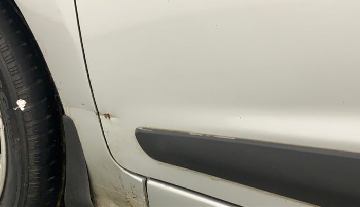 2014 Hyundai Xcent SX 1.2 (O), Petrol, Manual, 55,033 km, Front passenger door - Slightly dented