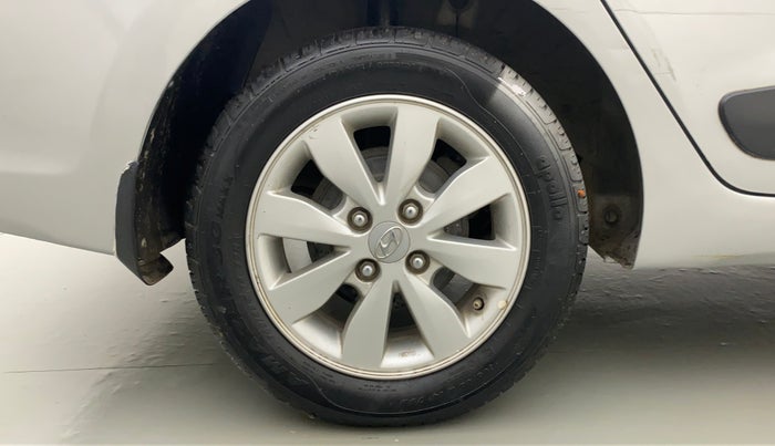 2014 Hyundai Xcent SX 1.2 (O), Petrol, Manual, 55,033 km, Right Rear Wheel