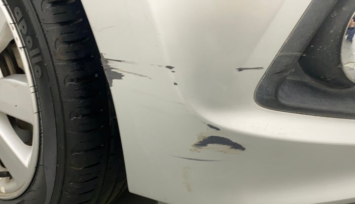 2014 Hyundai Xcent SX 1.2 (O), Petrol, Manual, 55,033 km, Front bumper - Minor scratches