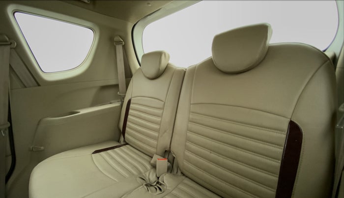 2017 Maruti Ertiga VDI SHVS, Diesel, Manual, 75,868 km, Third Seat Row ( optional )