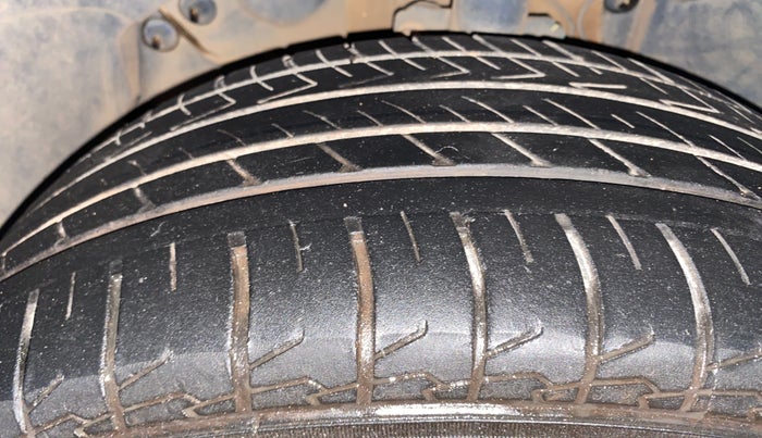 2020 Nissan Kicks XV TURBO 1.3, Petrol, Manual, 38,663 km, Left Front Tyre Tread