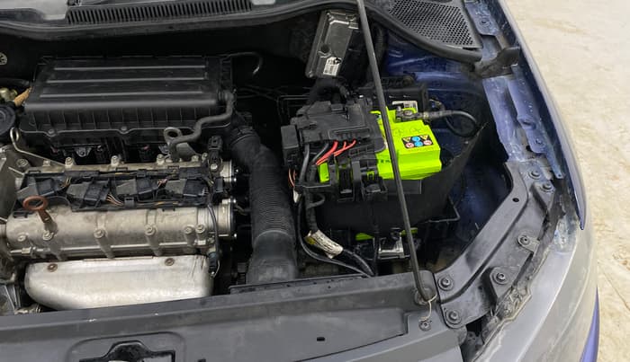 2013 Volkswagen Vento HIGHLINE PETROL AT, Petrol, Automatic, 74,967 km, Engine View - Left