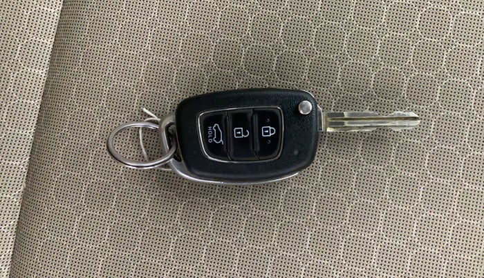 2015 Hyundai Elite i20 SPORTZ 1.2, Petrol, Manual, 32,568 km, Key Close Up