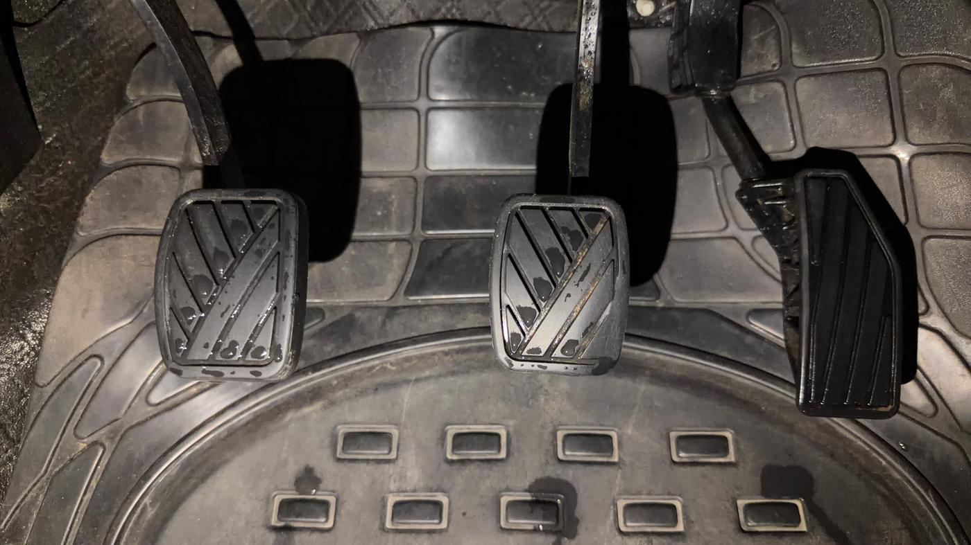 2018 Maruti Swift LXI, Petrol, Manual, 49,987 km, Pedals