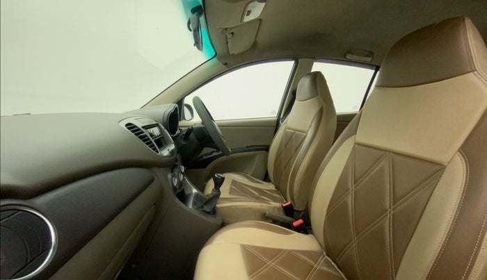 2013 Hyundai i10 MAGNA 1.2, Petrol, Manual, 77,098 km, Right Side Front Door Cabin