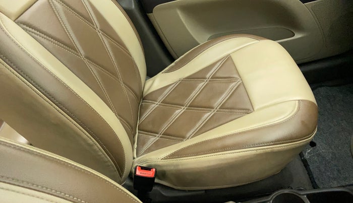 2013 Hyundai i10 MAGNA 1.2, Petrol, Manual, 77,098 km, Front left seat (passenger seat) - Retractor not working