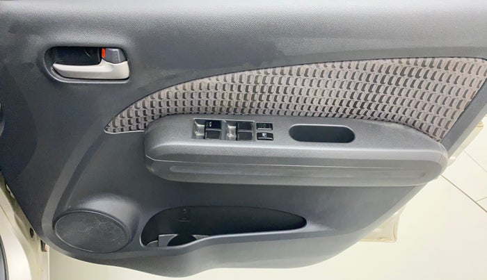 2014 Maruti Ritz VXI, Petrol, Manual, 55,192 km, Driver Side Door Panels Control