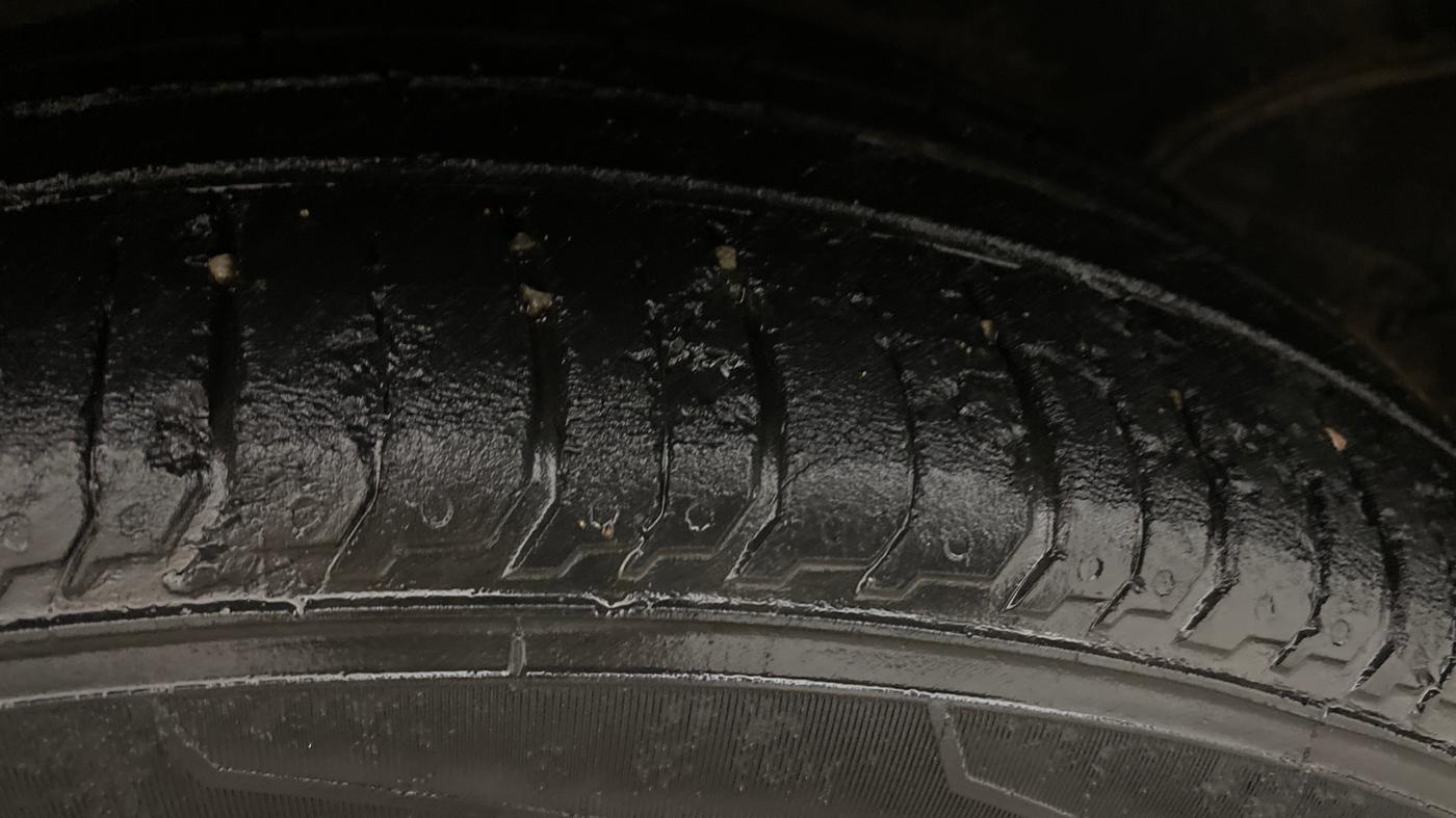 2021 Hyundai NEW I20 ASTA 1.2 AT, Petrol, Automatic, 54,103 km, Right Rear Tyre Tread