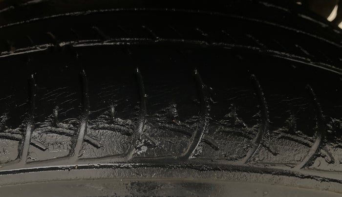 2016 Maruti Celerio VXI AMT, Petrol, Automatic, 48,490 km, Left Rear Tyre Tread