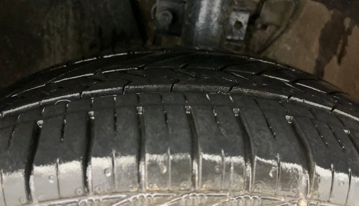 2014 Volkswagen Polo TRENDLINE 1.2L PETROL, Petrol, Manual, 57,320 km, Left Front Tyre Tread