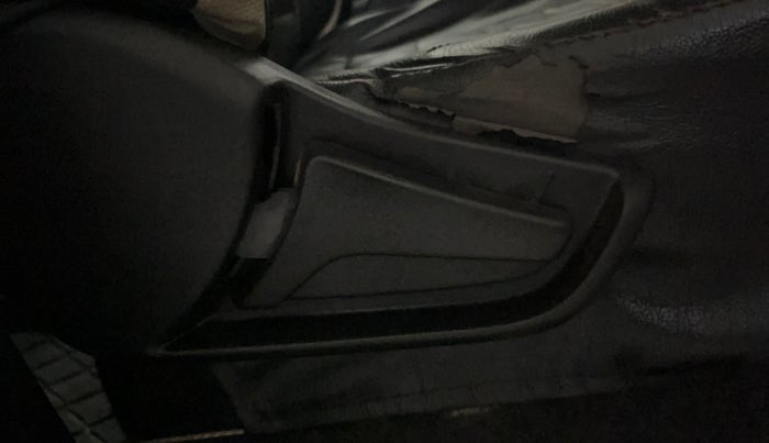 2023 Maruti S PRESSO VXI+, Petrol, Manual, 65,750 km, Driver Side Adjustment Panel