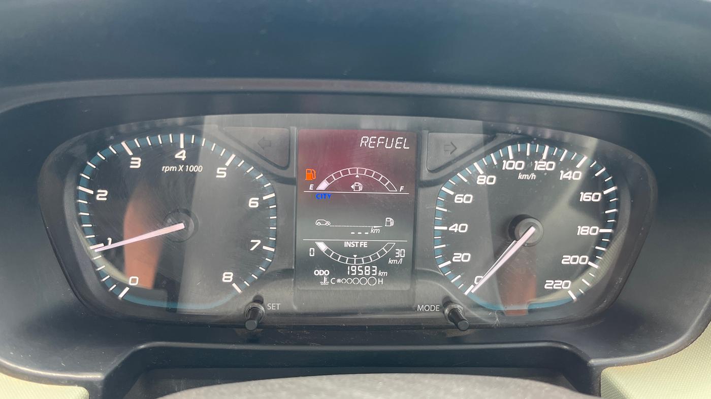 2022 Tata PUNCH ADVENTURE MT, Petrol, Manual, 19,583 km, Odometer Image
