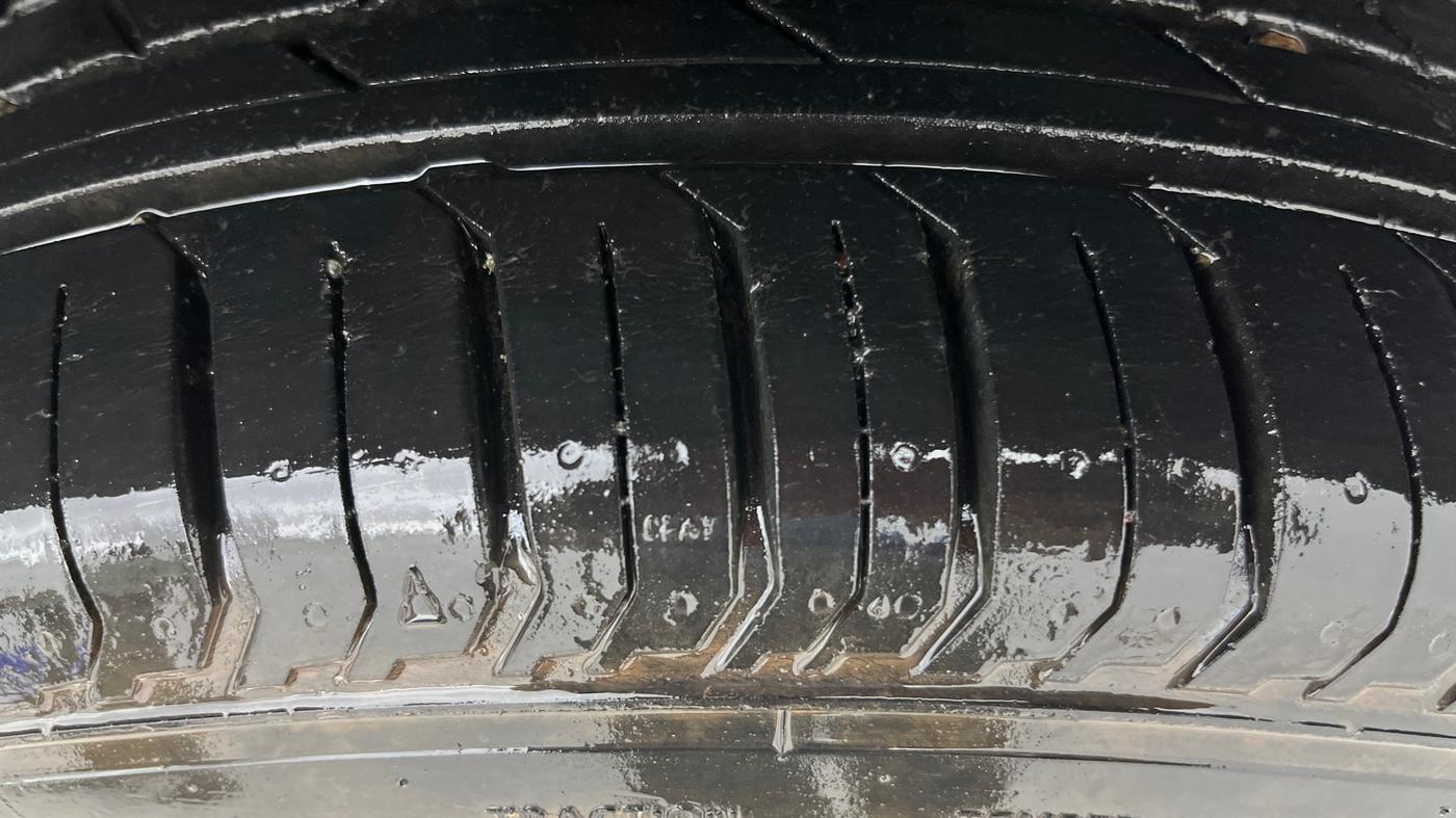 2022 Tata PUNCH ADVENTURE MT, Petrol, Manual, 19,583 km, Left Rear Tyre Tread