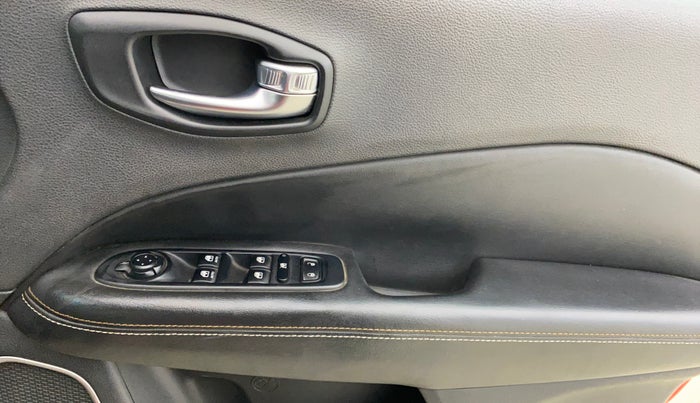 2017 Jeep Compass SPORT 2.0 DIESEL, Diesel, Manual, 55,340 km, Driver Side Door Panels Control