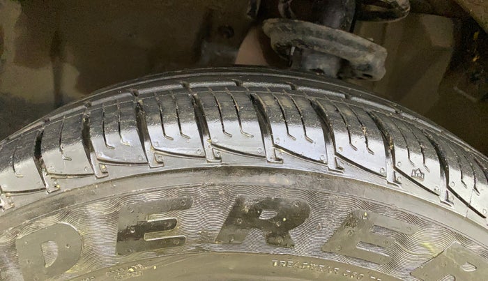 2017 Jeep Compass SPORT 2.0 DIESEL, Diesel, Manual, 55,340 km, Left Front Tyre Tread