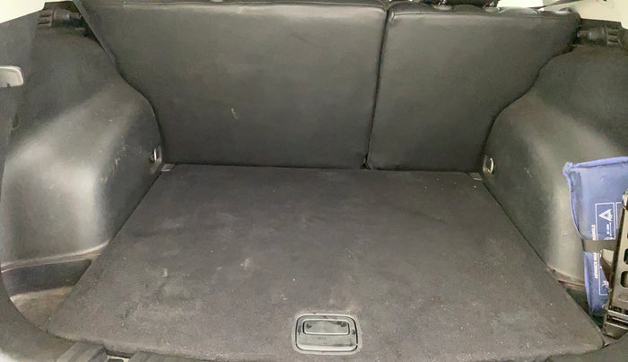 2017 Jeep Compass SPORT 2.0 DIESEL, Diesel, Manual, 55,340 km, Boot Inside