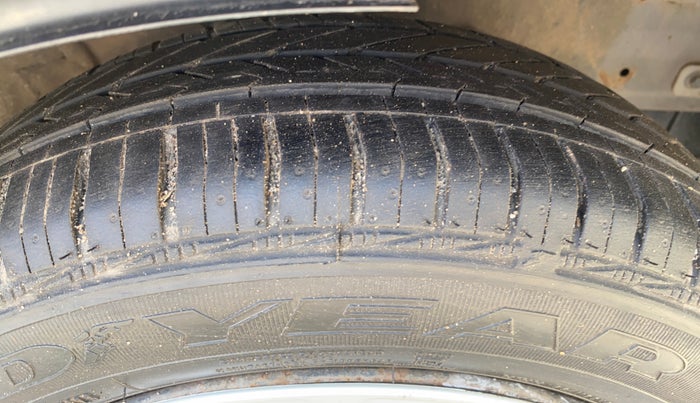 2017 Hyundai Grand i10 MAGNA 1.2 KAPPA VTVT, Petrol, Manual, 44,728 km, Right Front Tyre Tread