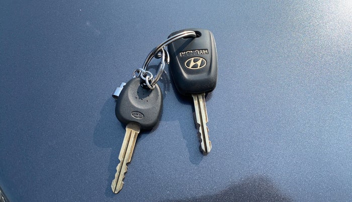 2017 Hyundai Grand i10 MAGNA 1.2 KAPPA VTVT, Petrol, Manual, 44,728 km, Key Close Up