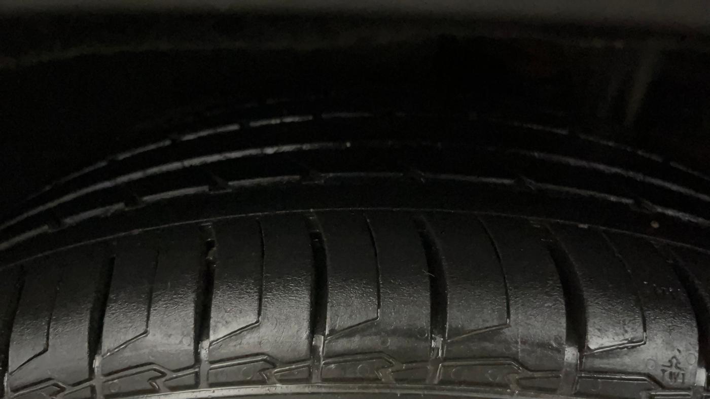 2021 Hyundai ALCAZAR 1.5 SIGNATURE (O) AT 6STR, Diesel, Automatic, 84,579 km, Left Rear Tyre Tread