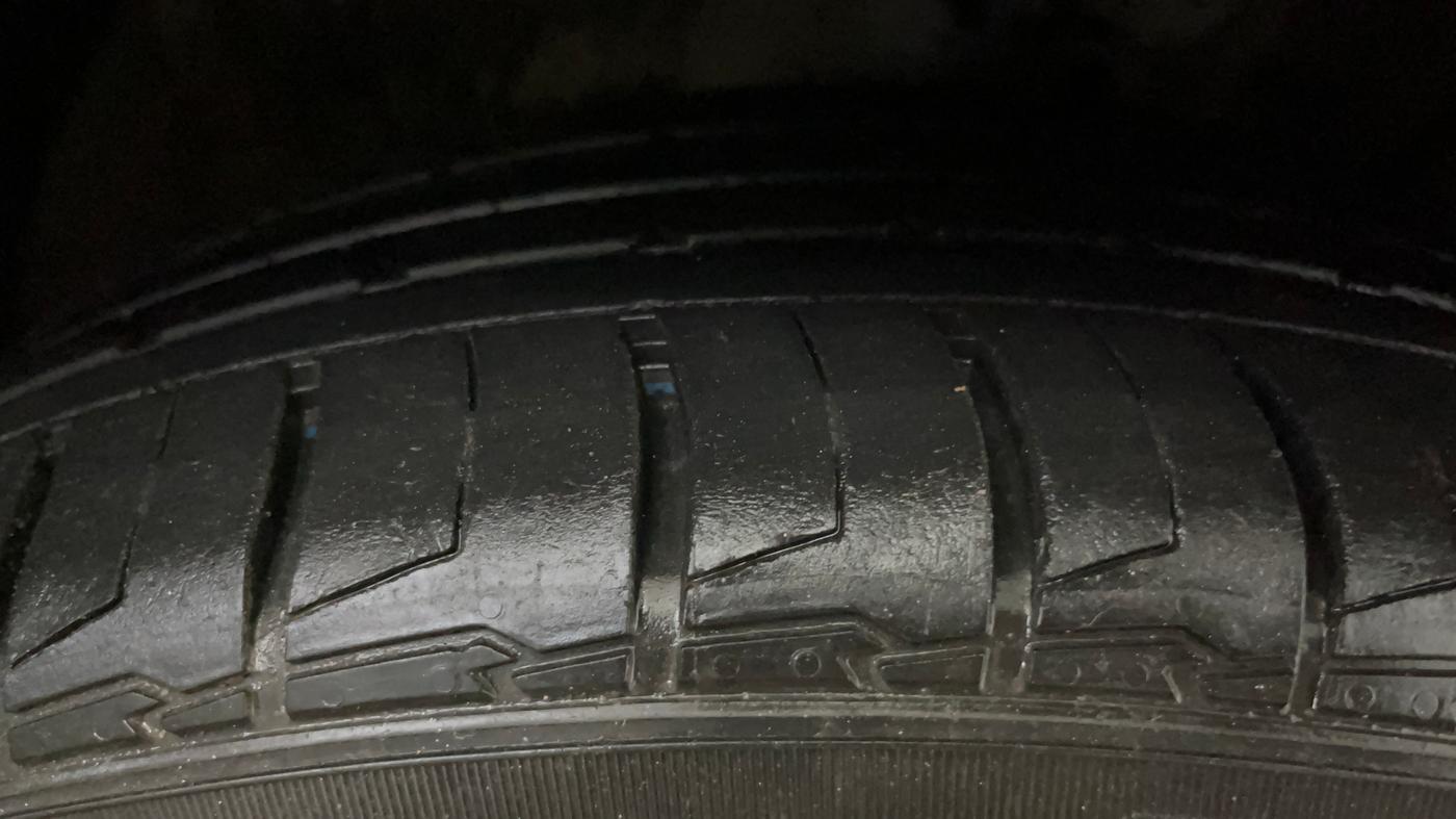 2021 Hyundai ALCAZAR 1.5 SIGNATURE (O) AT 6STR, Diesel, Automatic, 84,579 km, Right Front Tyre Tread