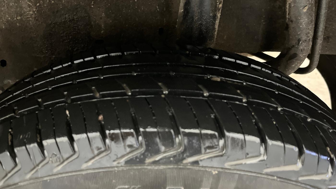 2015 Maruti Celerio LXI, Petrol, Manual, 54,826 km, Left Rear Tyre Tread