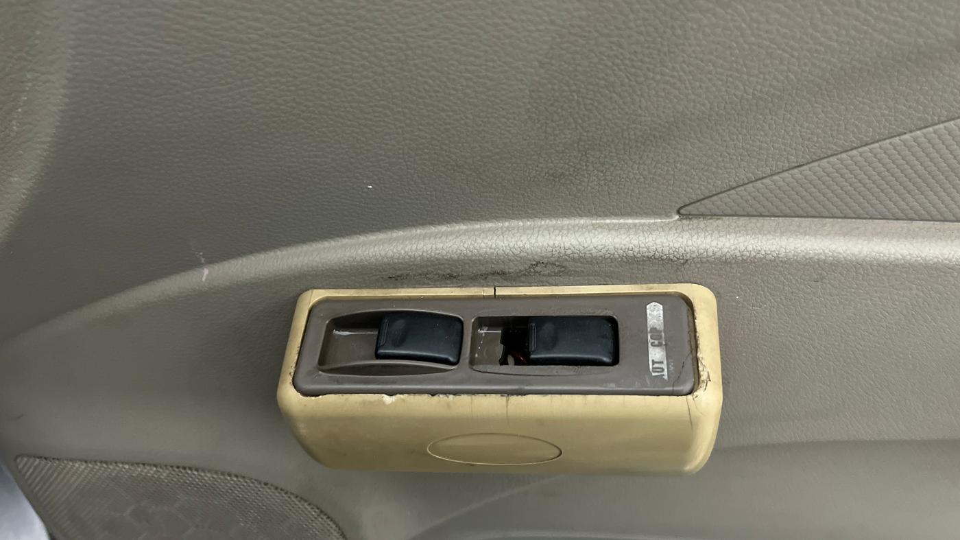 2015 Maruti Celerio LXI, Petrol, Manual, 54,826 km, Driver Side Door Panels Control