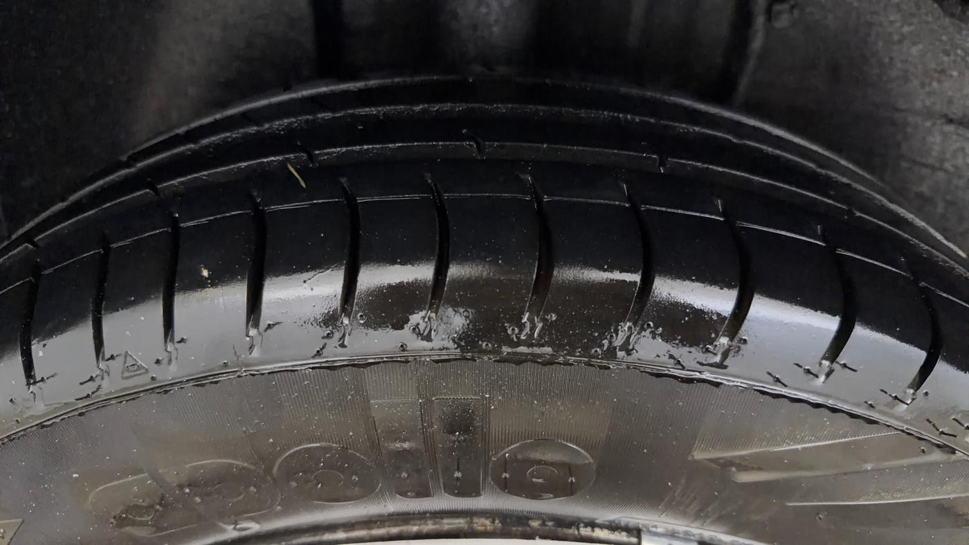 2021 Tata ALTROZ XE PETROL, Petrol, Manual, 83,234 km, Right Rear Tyre Tread
