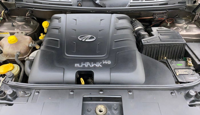 2017 Mahindra XUV500 W10 AT, Diesel, Automatic, 75,579 km, Open Bonet