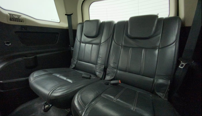 2017 Mahindra XUV500 W10 AT, Diesel, Automatic, 75,579 km, Third Seat Row ( optional )