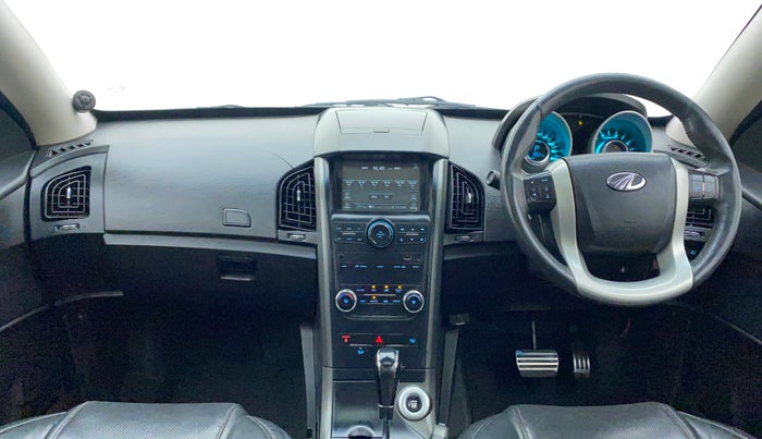 2017 Mahindra XUV500 W10 AT, Diesel, Automatic, 75,579 km, Dashboard