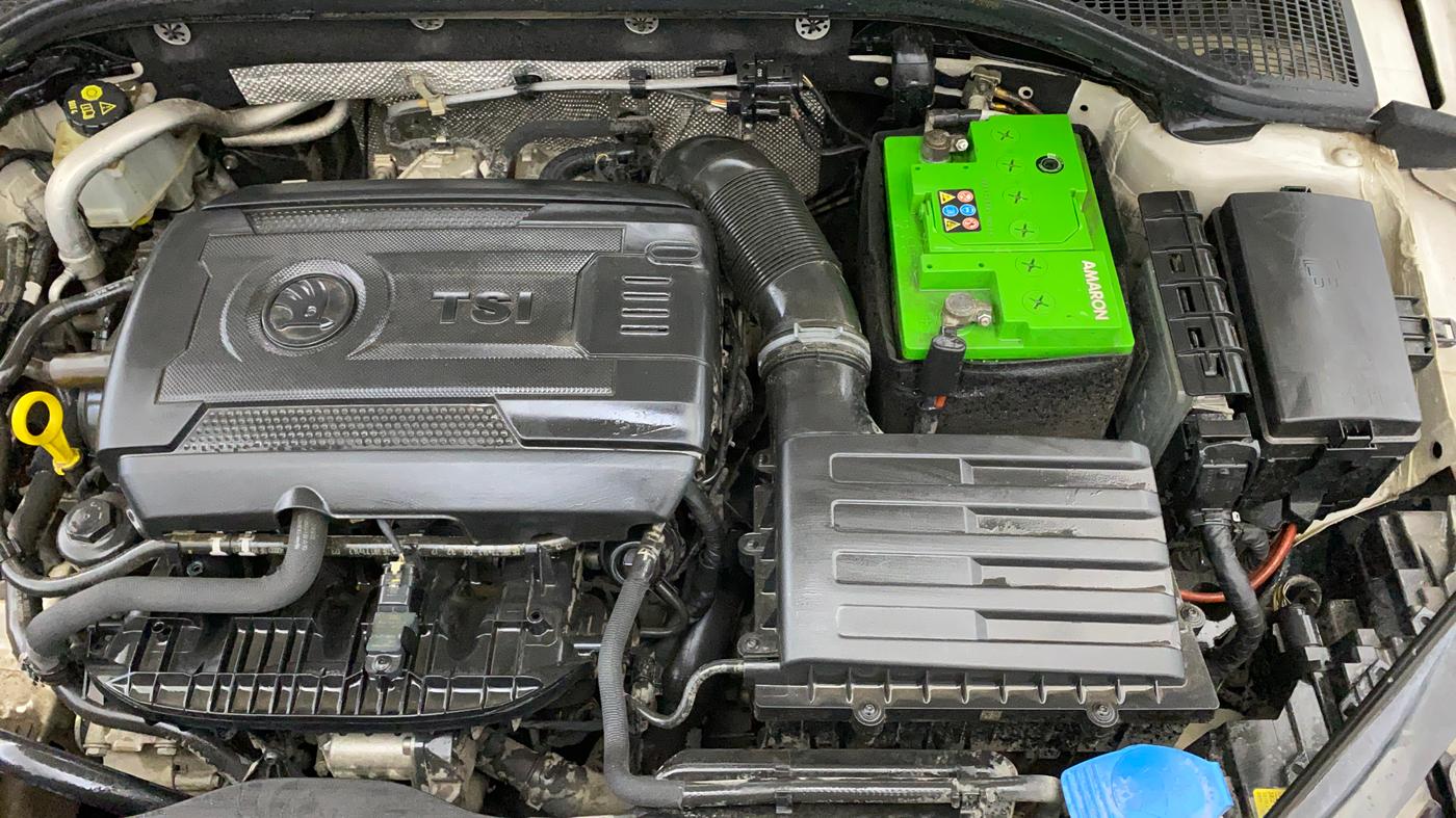2017 Skoda Octavia L&K 1.8 TSI AT, Petrol, Automatic, 35,055 km, Engine View - Left