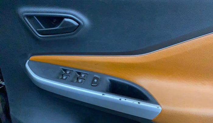 2024 Nissan MAGNITE XE, Petrol, Manual, 26,699 km, Driver Side Door Panels Control