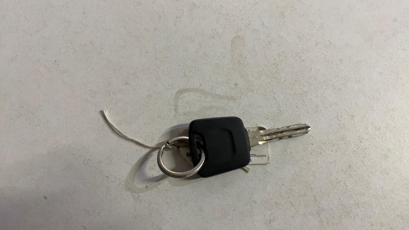 2024 Nissan MAGNITE XE, Petrol, Manual, 26,771 km, Key Close Up