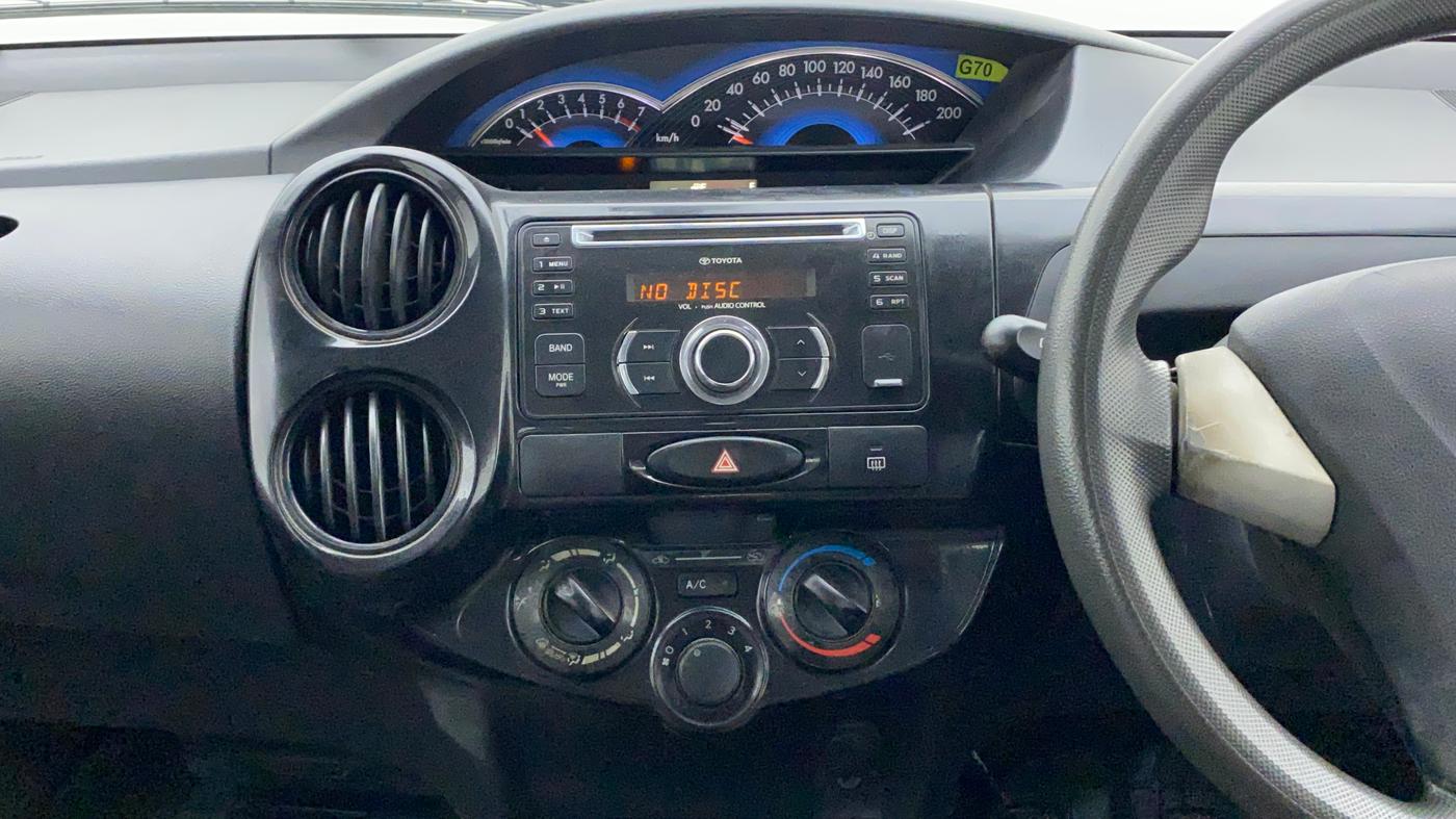 2015 Toyota Etios CROSS 1.2 G, Petrol, Manual, 79,927 km, Air Conditioner