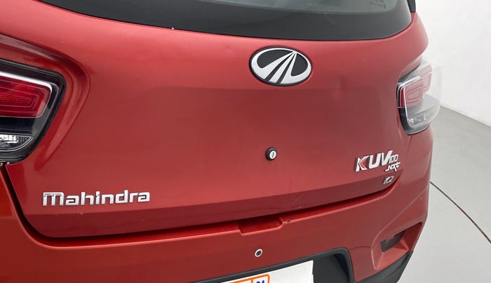 2018 Mahindra KUV 100 NXT K2 P 6 STR, CNG, Manual, 50,598 km, Dicky (Boot door) - Minor scratches