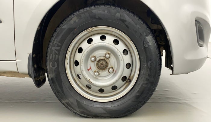 2013 Hyundai i10 ERA 1.1, CNG, Manual, 87,907 km, Right Front Wheel