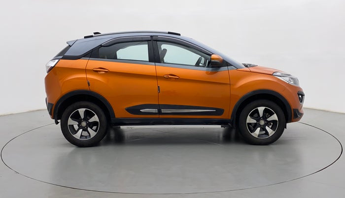 2019 Tata NEXON XZA+ 1.2 Dual Tone, Petrol, Automatic, 18,548 km, Right Side