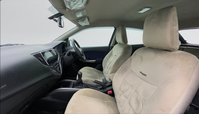 2020 Toyota Glanza V MT PETROL, Petrol, Manual, 25,292 km, Right Side Front Door Cabin