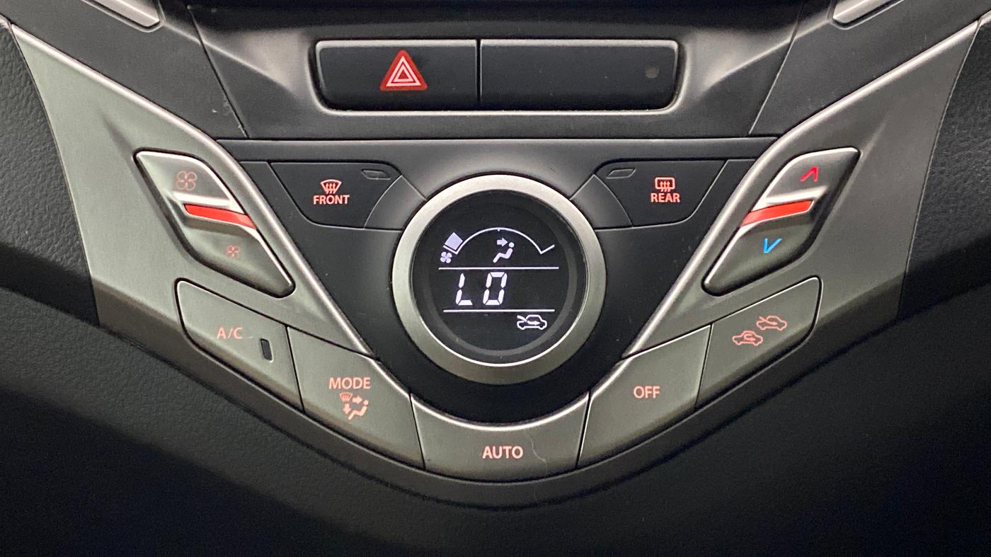 2020 Toyota Glanza V MT PETROL, Petrol, Manual, 25,292 km, Automatic Climate Control
