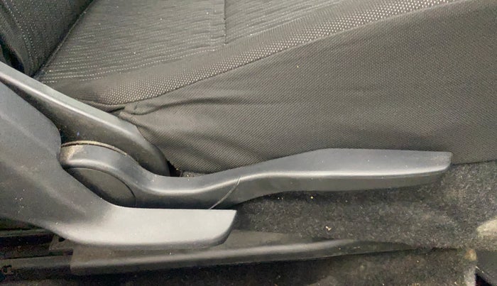 2018 Maruti Baleno ALPHA DIESEL 1.3, Diesel, Manual, 1,10,979 km, Driver Side Adjustment Panel