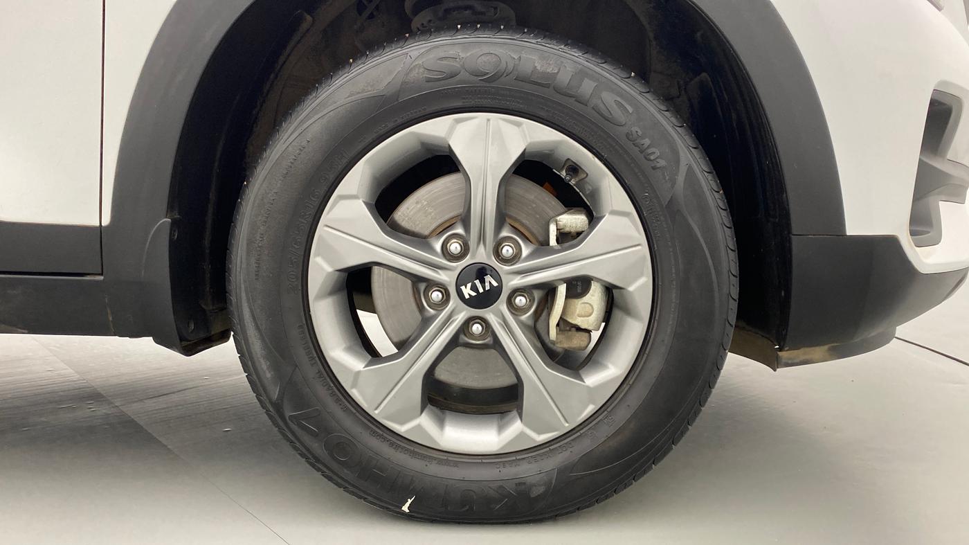 2020 KIA SELTOS HTK PLUS 1.5 DIESEL, Diesel, Manual, 26,045 km, Right Front Wheel