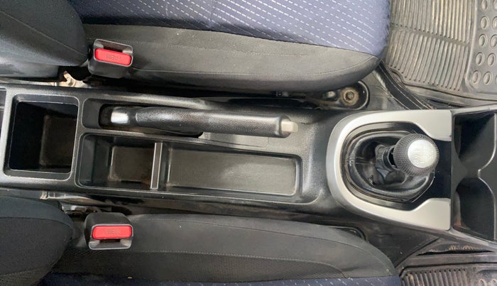 2017 Honda WR-V 1.5L I-DTEC S MT, Diesel, Manual, 1,43,502 km, Gear Lever