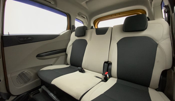 2020 Renault TRIBER RXT AMT, Petrol, Automatic, 25,506 km, Right Side Rear Door Cabin